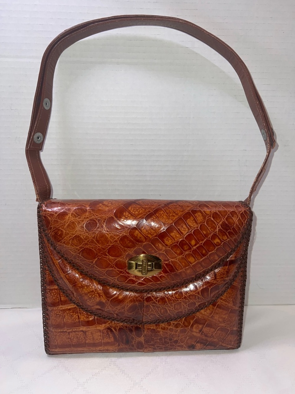 💥💥💥Vintage Cubanola Handmade reddish-brown alligator leather shoulder handbag
